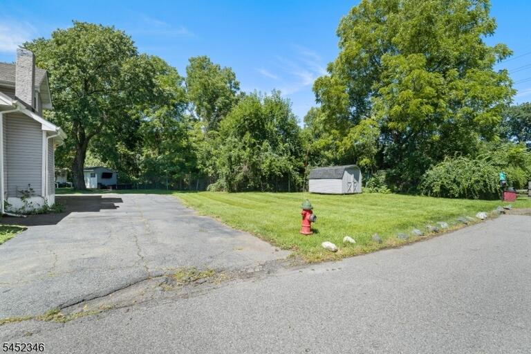 Property listing MLS 4045612 photo 3