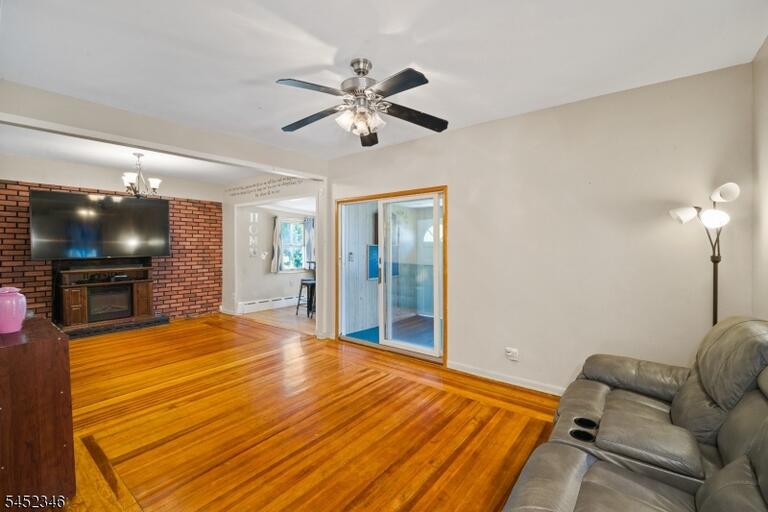 Property listing MLS 4045612 photo 9