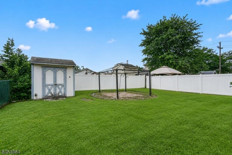 Property listing MLS 4045653 photo 16