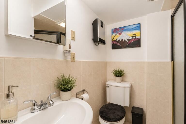 Property listing MLS 4045653 photo 7