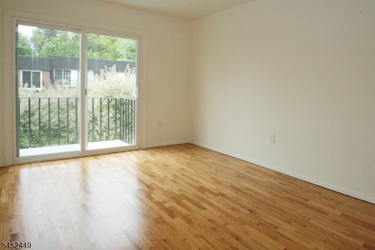 Property listing MLS 4045691 photo 21