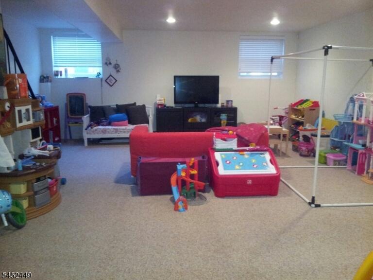 Property listing MLS 4045691 photo 25