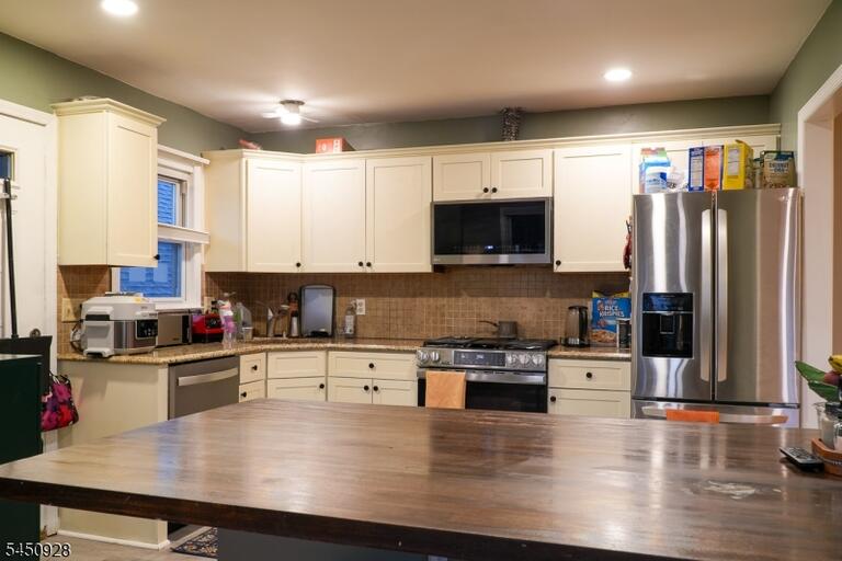Property listing MLS 4045705 photo 8