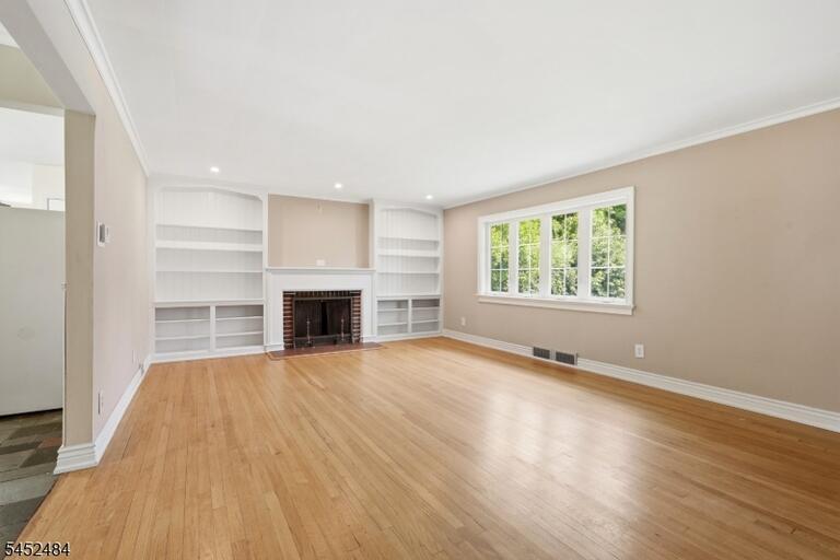 Property listing MLS 4045721 photo 6