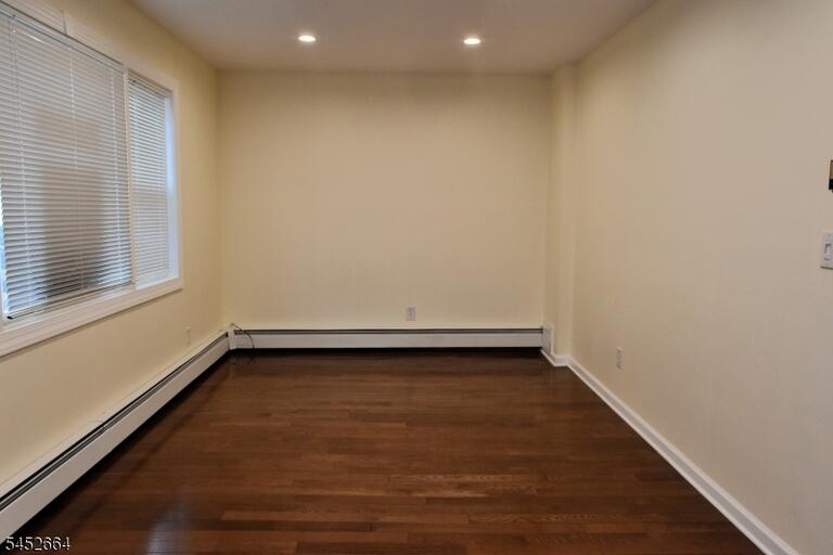 Property listing MLS 4045843 photo 9