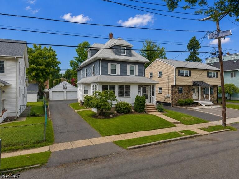 Property listing MLS 4045876 photo 1