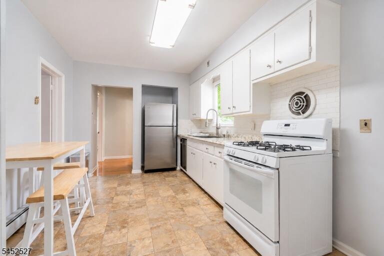 Property listing MLS 4045876 photo 7