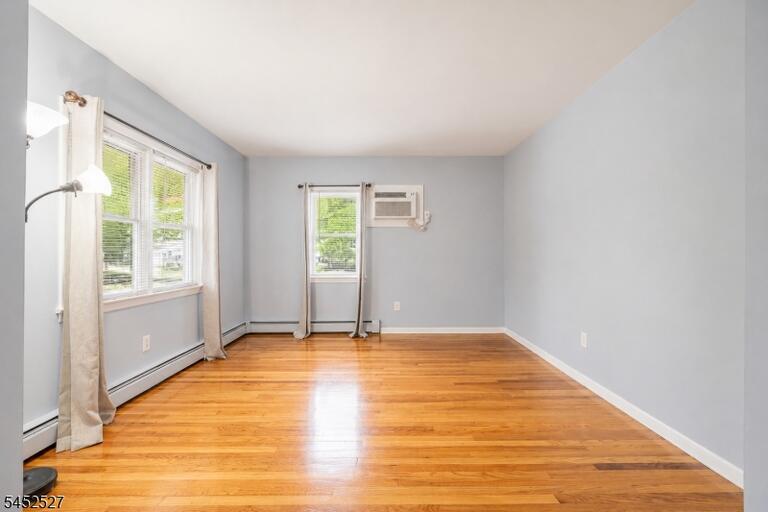 Property listing MLS 4045876 photo 9