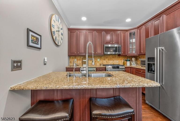 Property listing MLS 4045893 photo 17