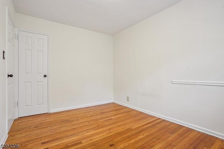 Property listing MLS 4045913 photo 9