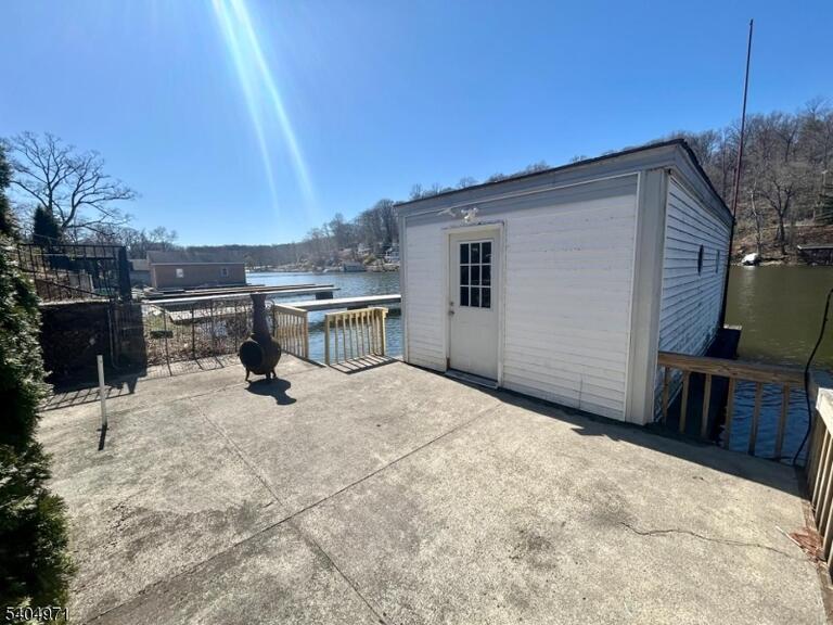 Property listing MLS 4045954 photo 24