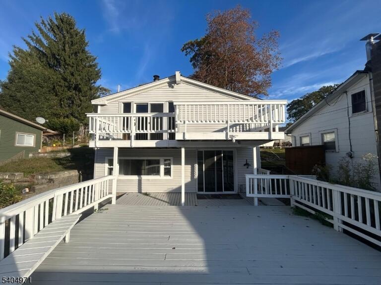 Property listing MLS 4045954 photo 4