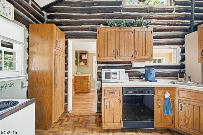 Property listing MLS 4045960 photo 15