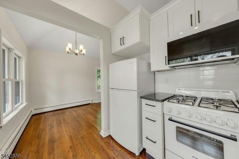 Property listing MLS 4045971 photo 18