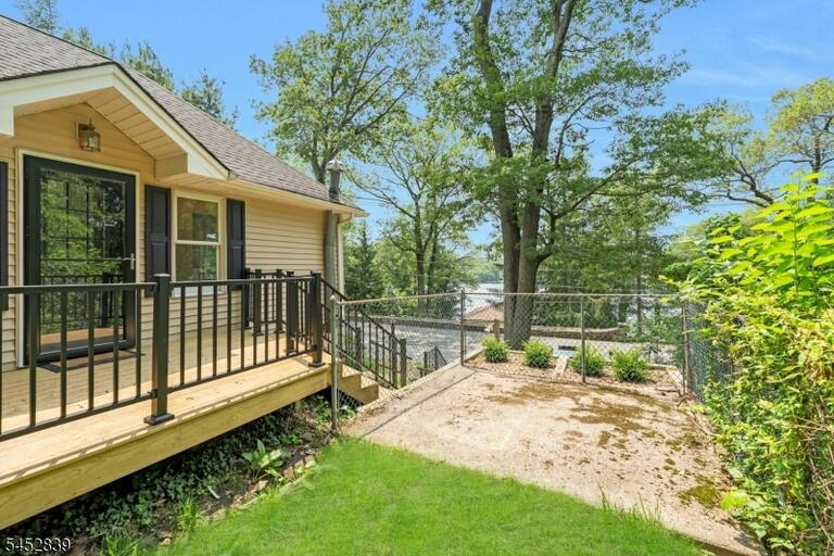 Property listing MLS 4045971 photo 7