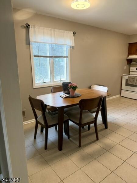 Property listing MLS 4046124 photo 2