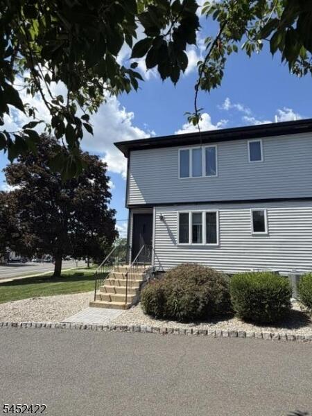 Property listing MLS 4046124 photo 9