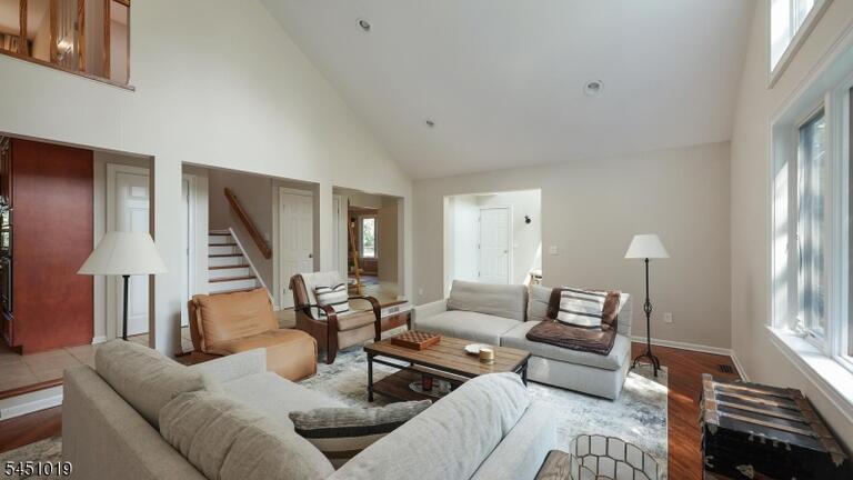 Property listing MLS 4046184 photo 13