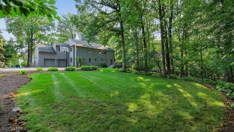 Property listing MLS 4046184 photo 42