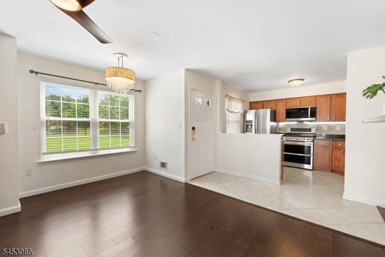 Property listing MLS 4046197 photo 6
