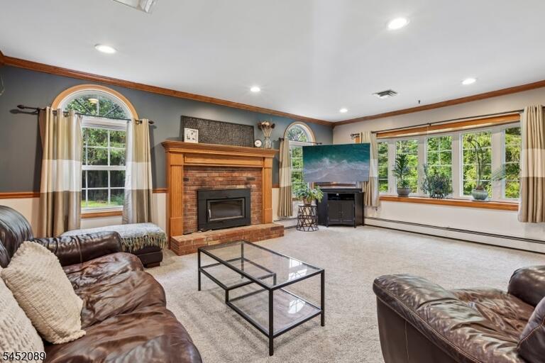Property listing MLS 4046202 photo 13