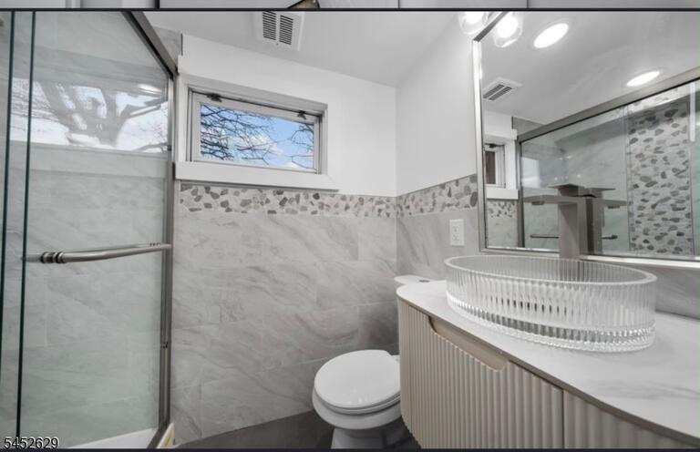 Property listing MLS 4046308 photo 6