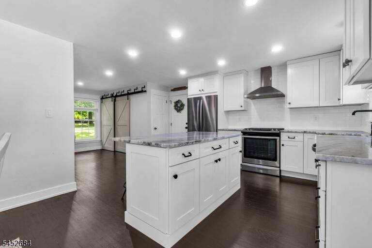 Property listing MLS 4046327 photo 7