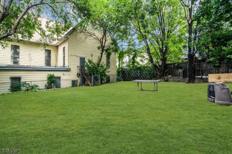 Property listing MLS 4046370 photo 24