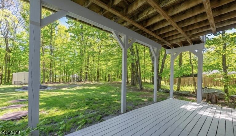 Property listing MLS 4046387 photo 19