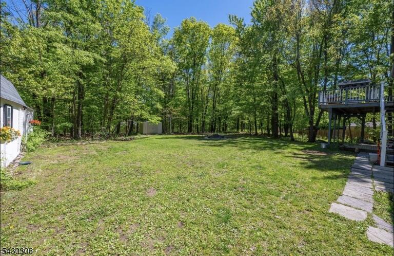Property listing MLS 4046387 photo 22