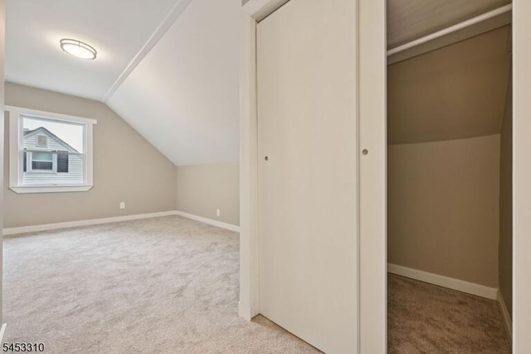 Property listing MLS 4046401 photo 15