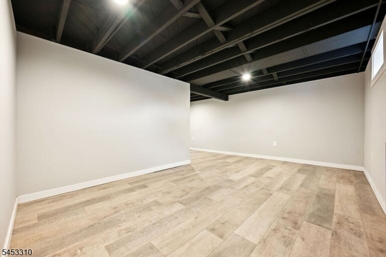 Property listing MLS 4046401 photo 16