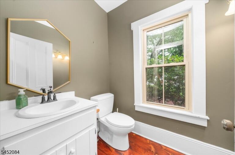 Property listing MLS 4046408 photo 22