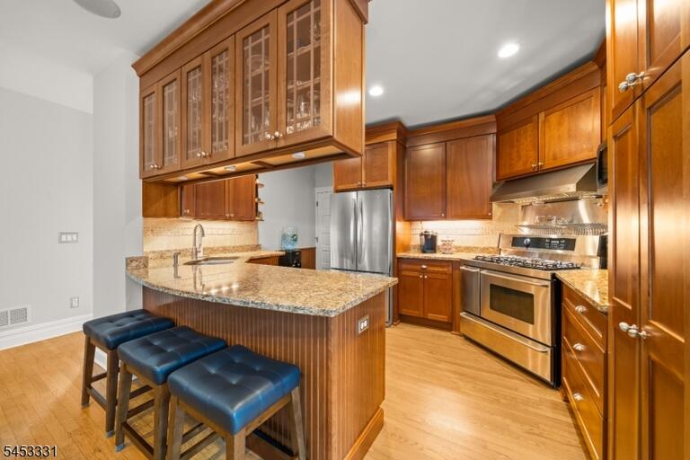 Property listing MLS 4046444 photo 8