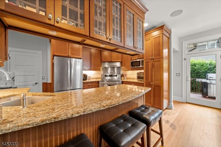 Property listing MLS 4046444 photo 9