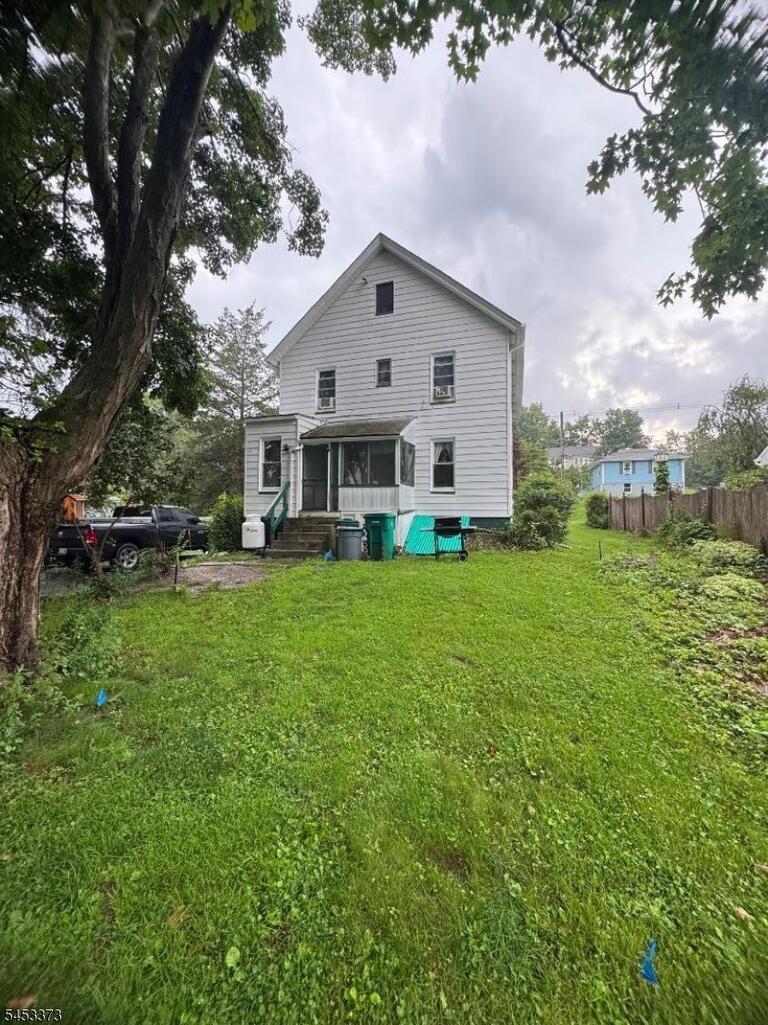 Property listing MLS 4046457 photo 3
