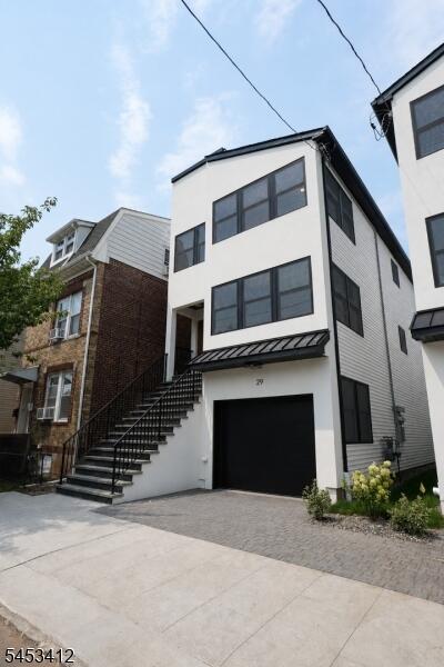 Property listing MLS 4046476 photo 2