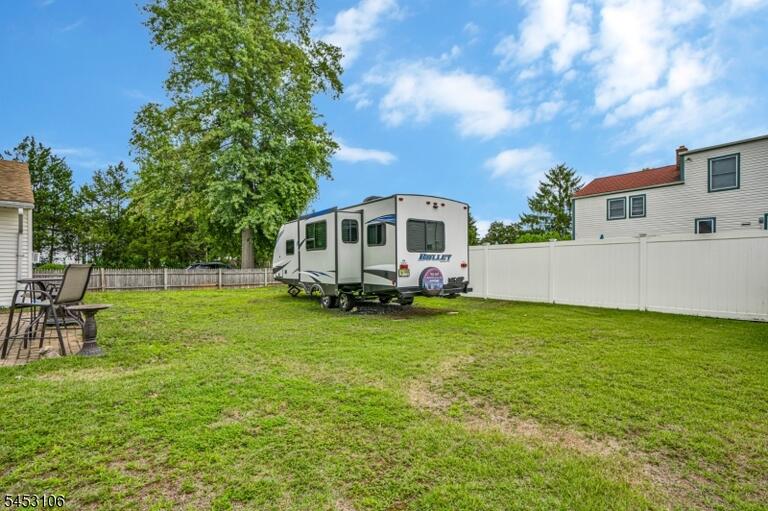 Property listing MLS 4046477 photo 23