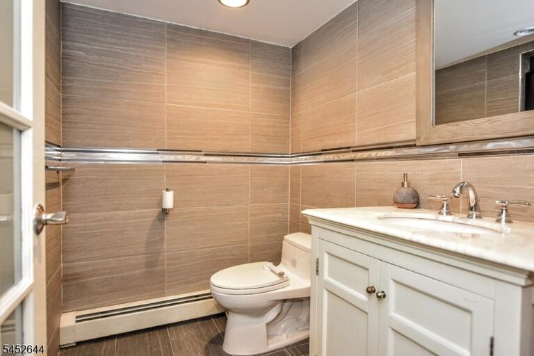 Property listing MLS 4046483 photo 25