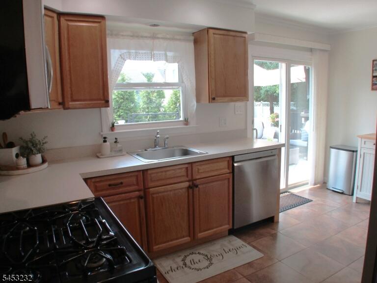 Property listing MLS 4046524 photo 18
