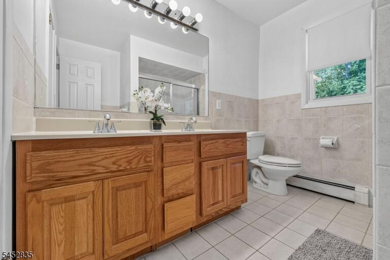Property listing MLS 4046555 photo 33