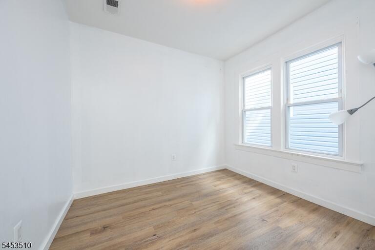 Property listing MLS 4046560 photo 26