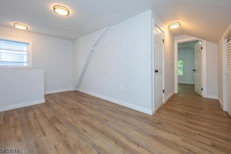 Property listing MLS 4046560 photo 28