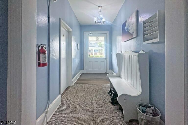Property listing MLS 4046563 photo 5