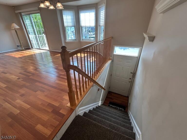 Property listing MLS 4046576 photo 3