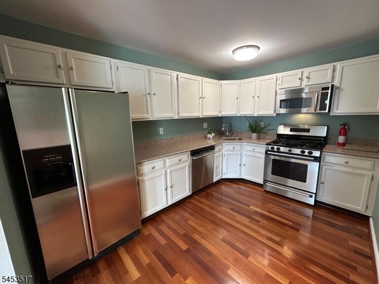 Property listing MLS 4046576 photo 5