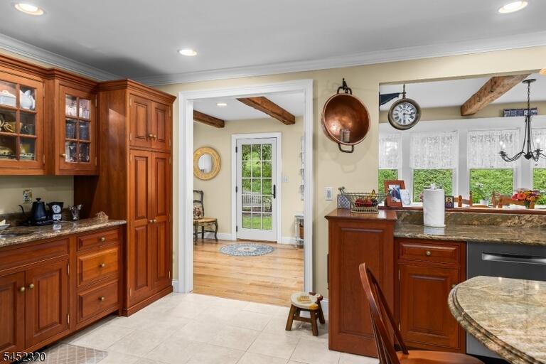Property listing MLS 4046592 photo 13