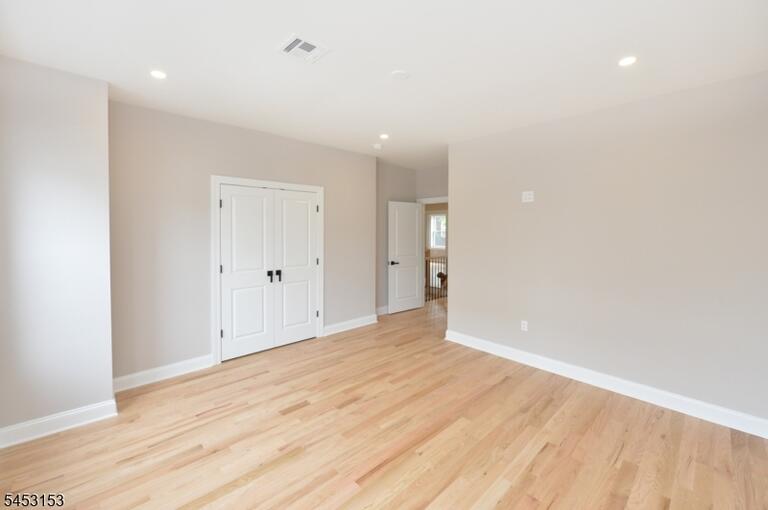 Property listing MLS 4046598 photo 11