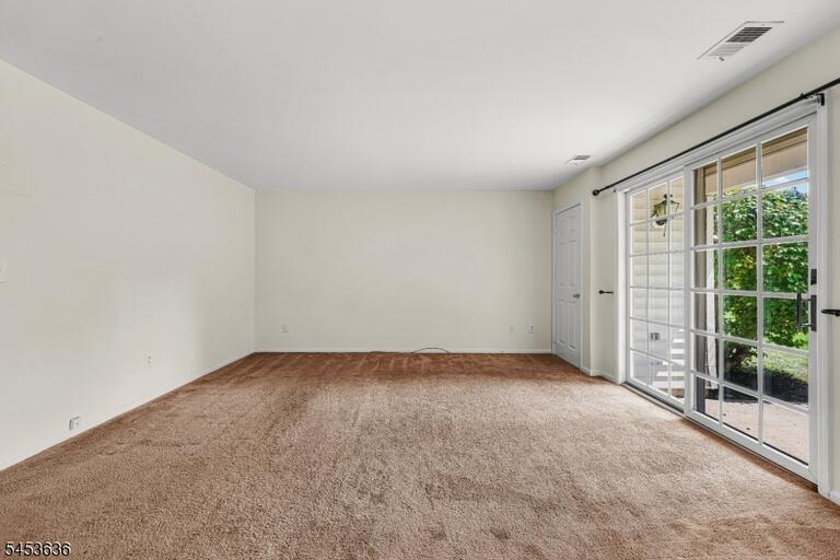 Property listing MLS 4046693 photo 15