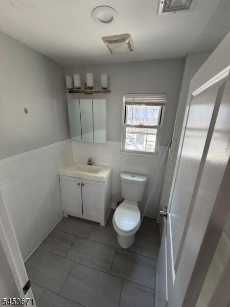 Property listing MLS 4046728 photo 8